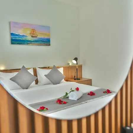 M9 Kirirom Hotel Phnom-Penh Buitenkant foto