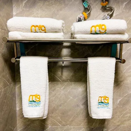 M9 Kirirom Hotel Phnom-Penh Buitenkant foto