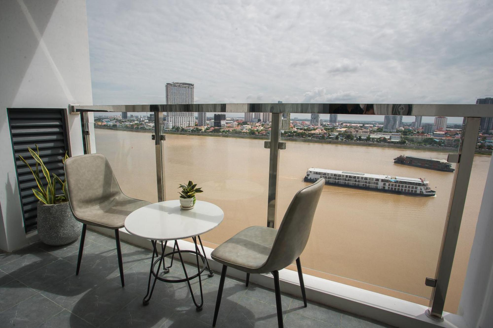 Hotel M9 Kirirom